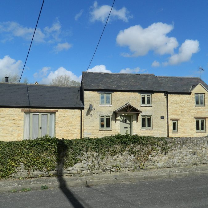 3 Bed House in Witney, Oxlets Property Management